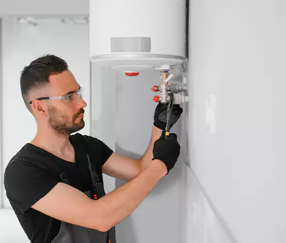 Expert Plumber for Water Heater Expansion Tank Installation in Green, OH