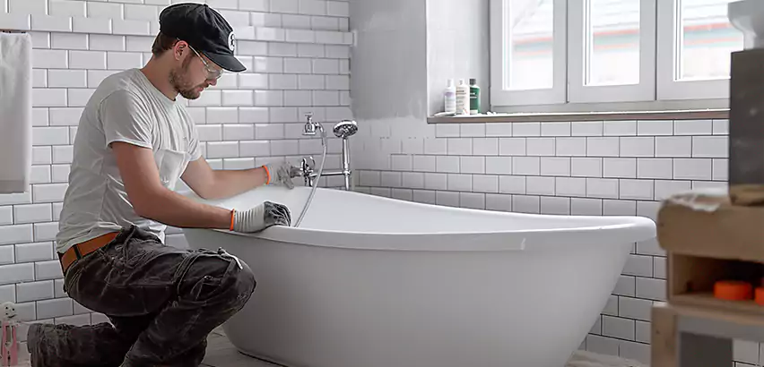 Bathtub Faucet Replacement in Green