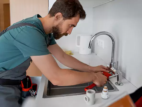 Why Choose Green Leaf Plumbers for Kitchen Sink Installation in Green, OH?
