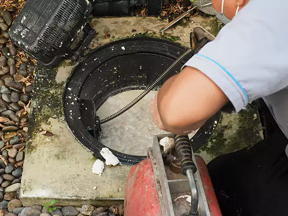 Why Choose Green Leaf Plumbers for Sewer Line Cleaning in Green, OH?